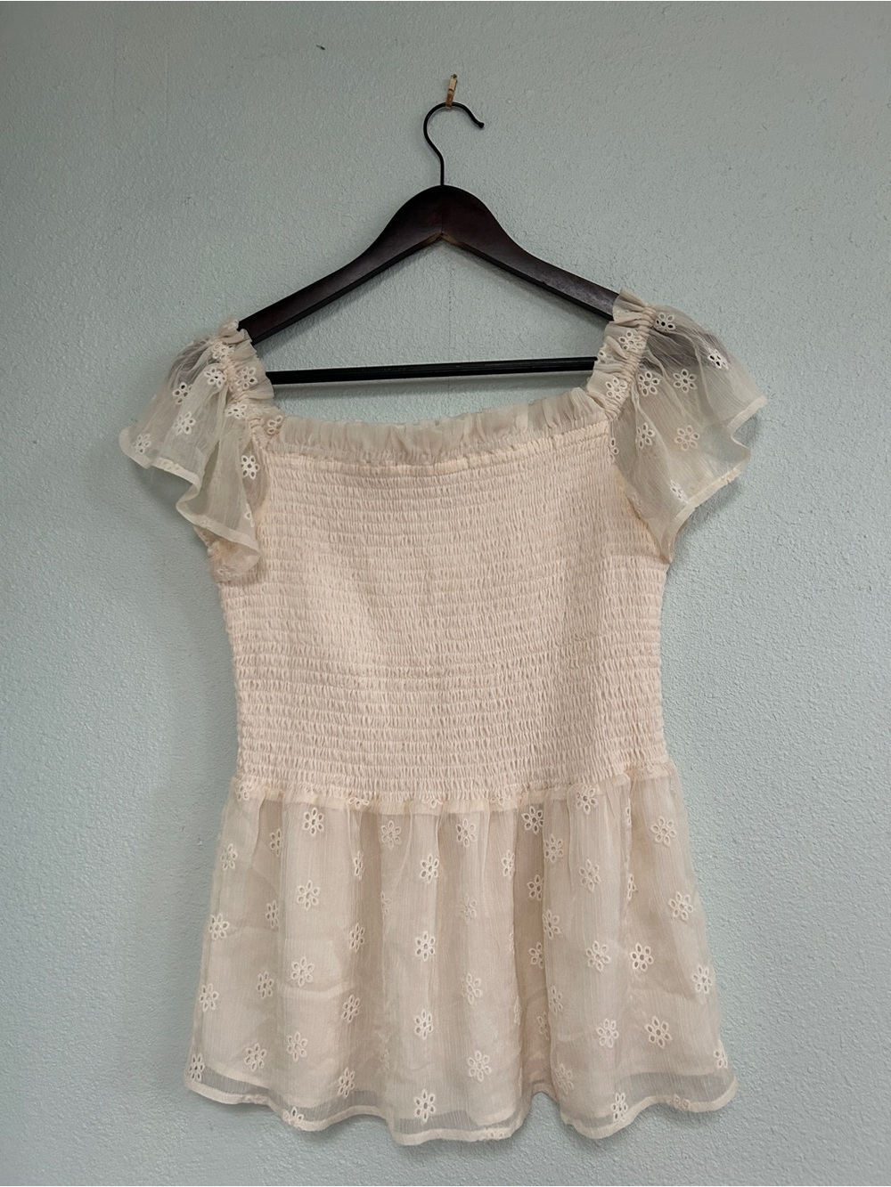 VINCE CAMUTO Women’s One-Shoulder Cream Smocked Blouse